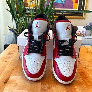 Air Jordan Retro 1 Low